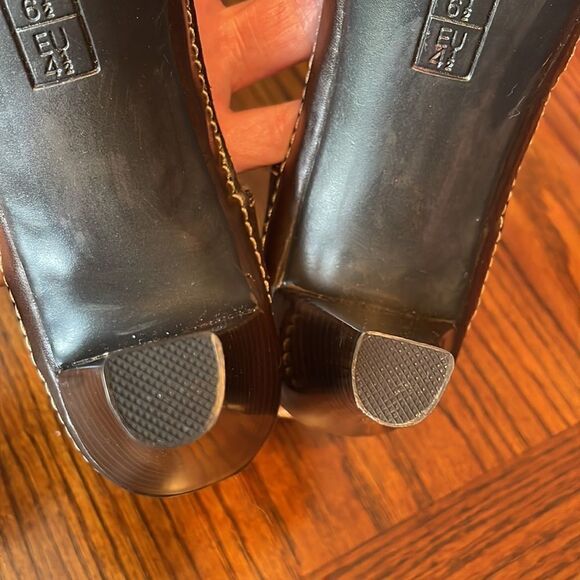 Aerosoles Loomy Tunes brown fabric T-Strap heeled comfort sandals - Picture 16 of 16